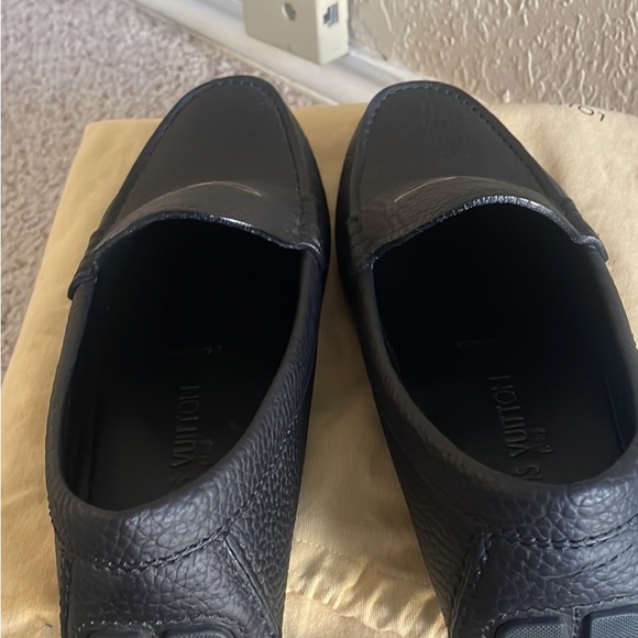 Mens Louis Vuitton driver shoe - Picture 4 of 5